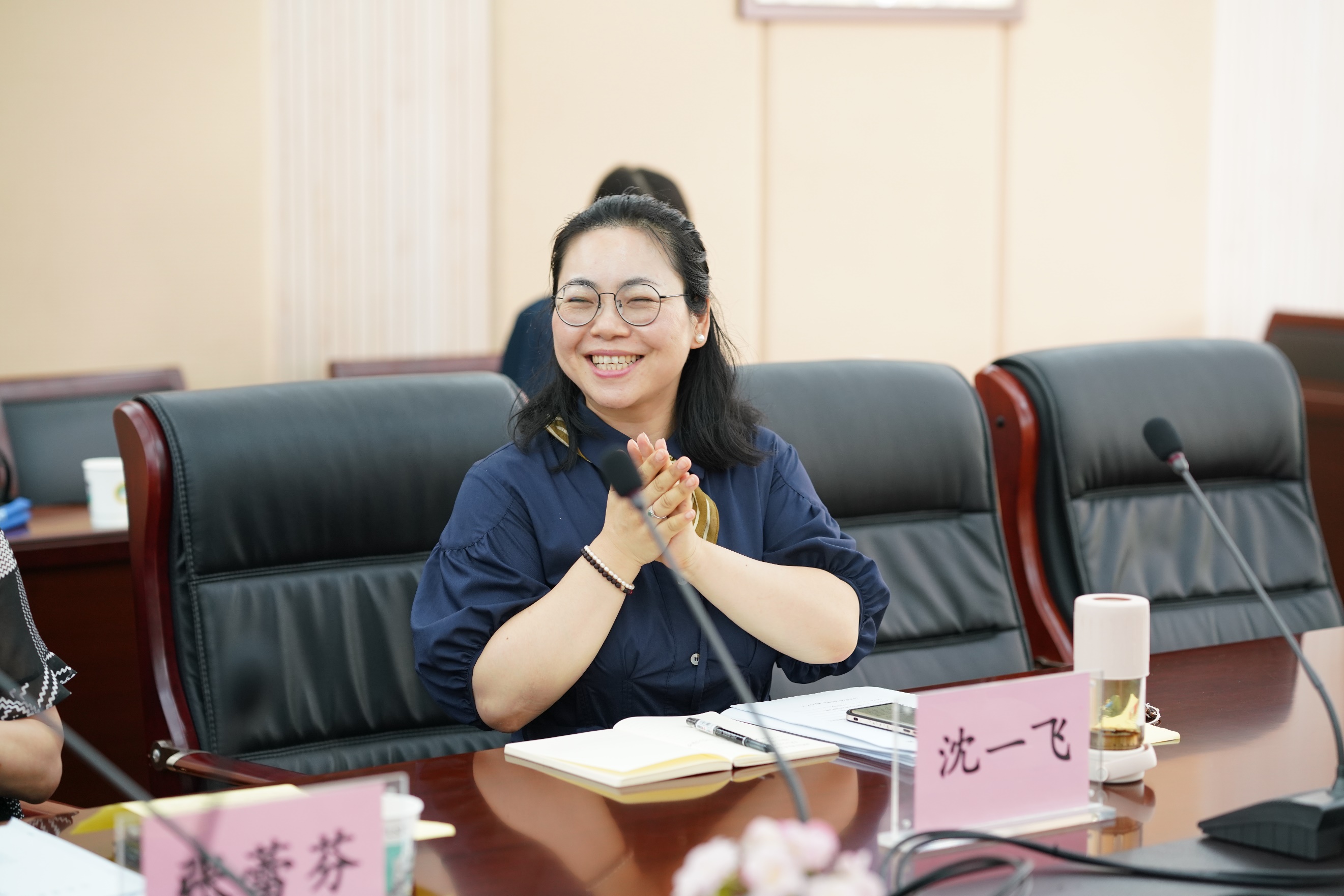 9.5省市级课题中期校本论证会_html_m676a828d.jpg