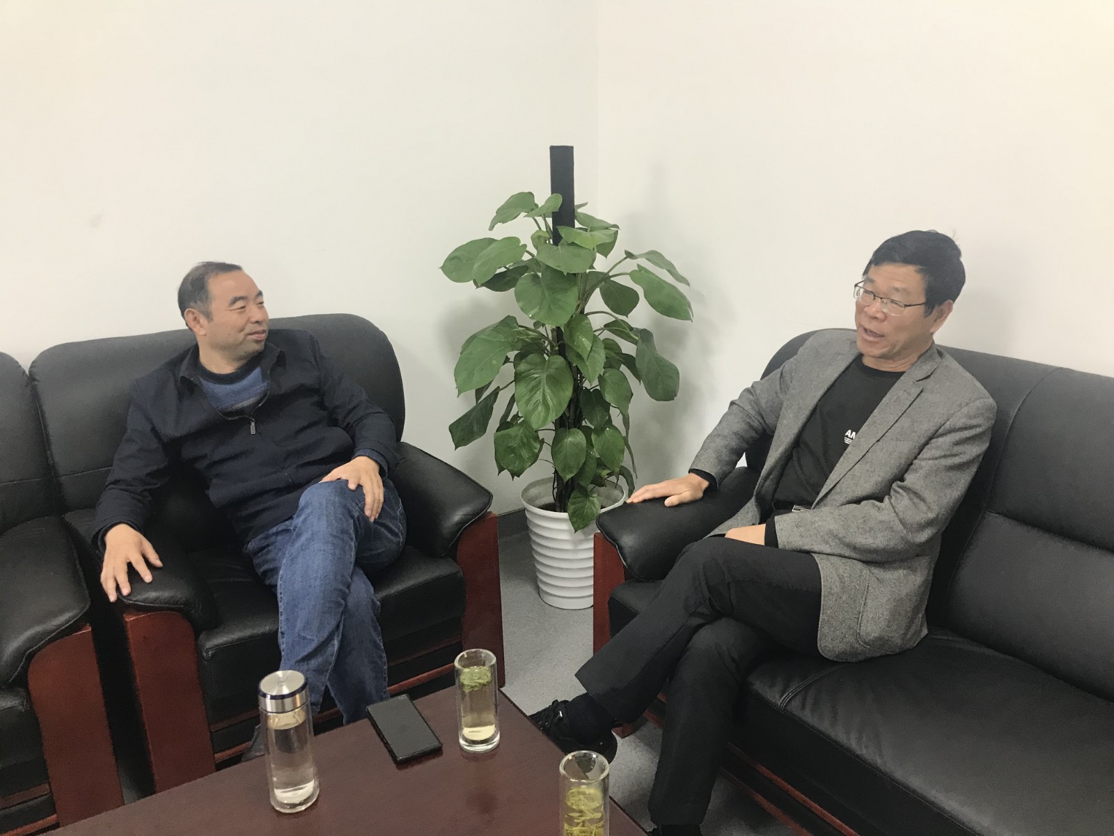 微信图片_20230412080811_副本.jpg
