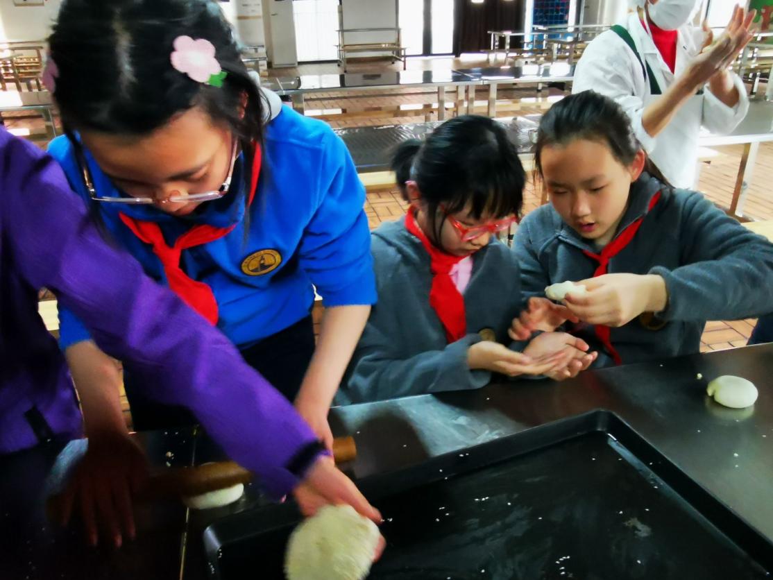 美好“食”光——四（4）班劳动实践_html_7d1038c9.jpg
