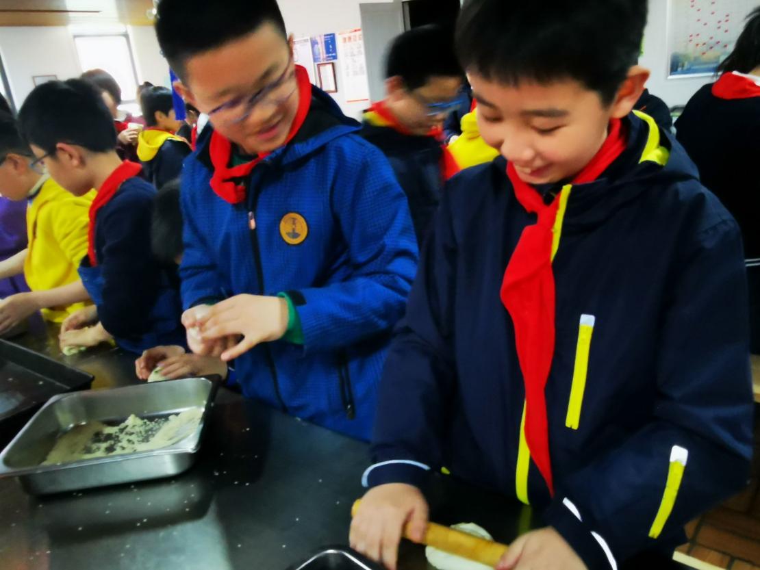 美好“食”光——四（4）班劳动实践_html_22e08638.jpg