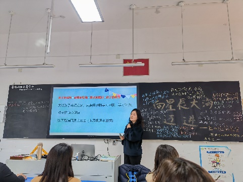 五（1）班家长会_html_m55c1595c.jpg