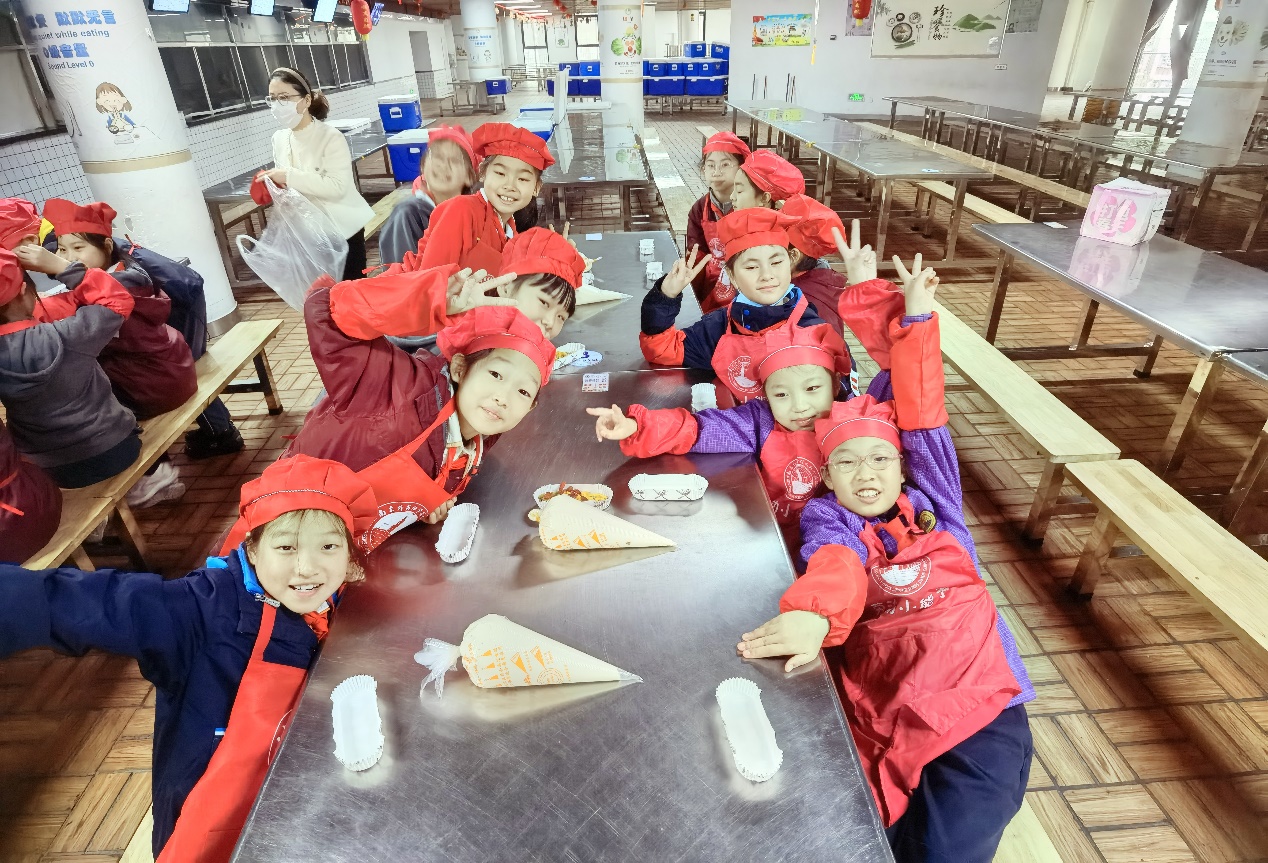 劳动体验周_html_6bf65f2b.jpg