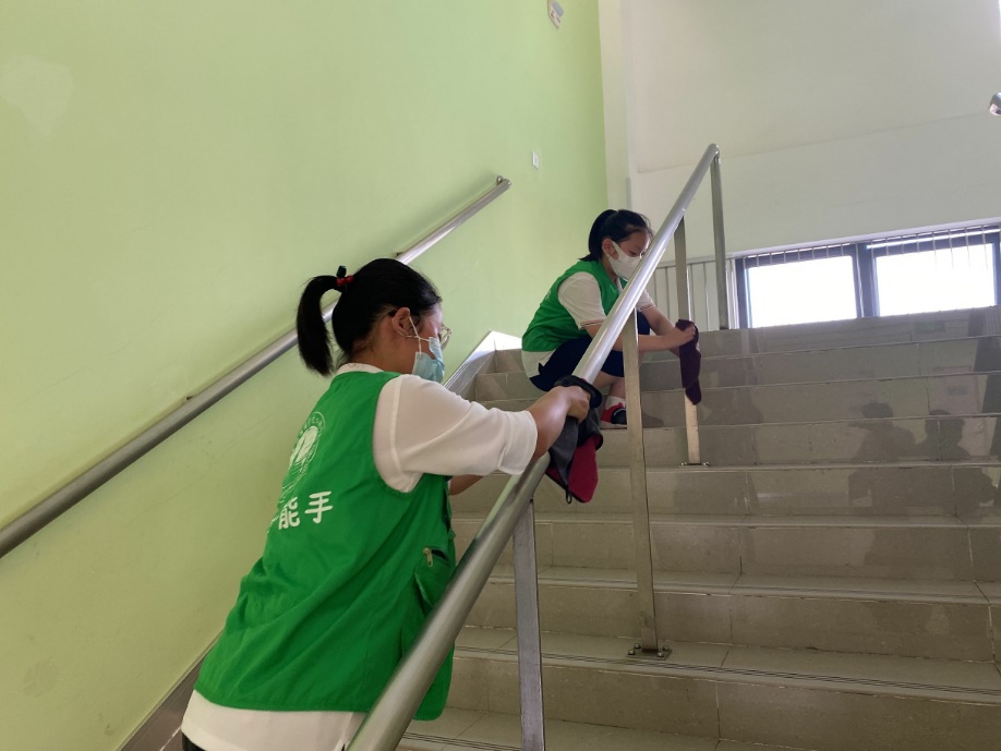劳动伴我成长丨南外仙林燕区五年级一班劳动体验_html_m48550058.jpg