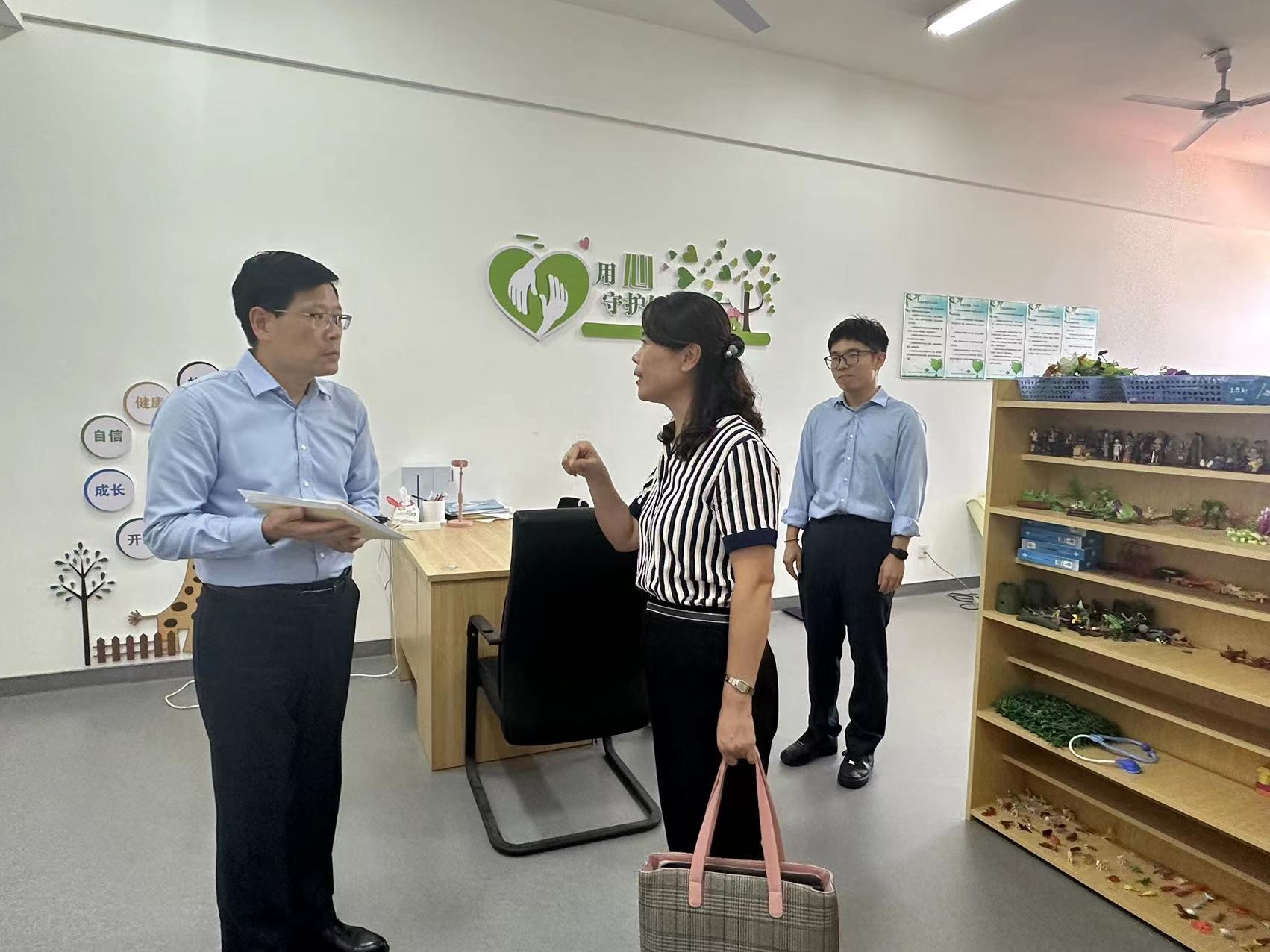 参观照片2.jpg