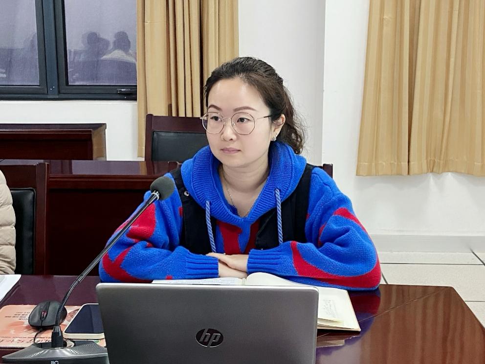 综合学科阶段总结会_html_m58569bd6.jpg