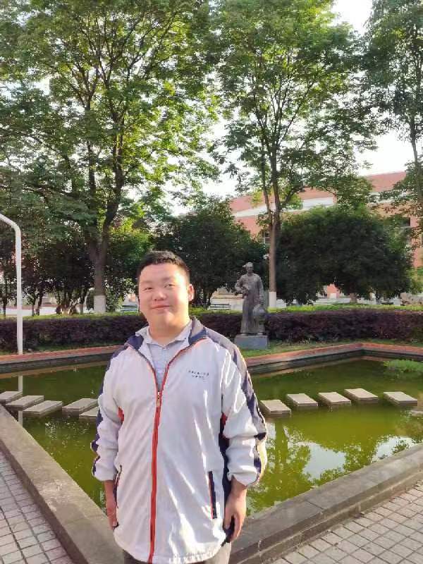高二4  马欣涛  友爱之星.jpg