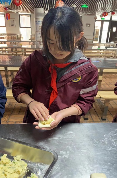 1_升旗推文_html_m710f4917.jpg