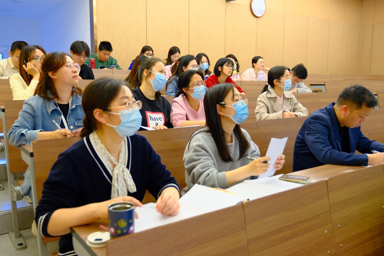 展风采 促成长——数学组第三届青年教师擂台赛_html_m398b7d4c.jpg