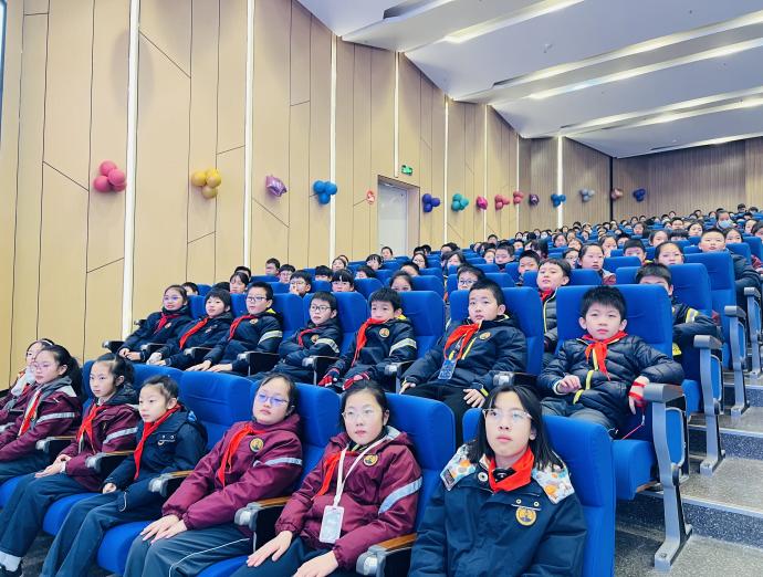 南外仙林分校燕子矶校区第五届演讲节新闻报道(1)_html_3c4406bc.jpg