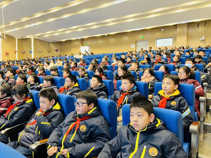 南外仙林分校燕子矶校区第五届演讲节新闻报道(1)_html_m1b7d9421.jpg