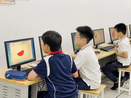 开学社团活动开展23.9_html_2a132c15.jpg