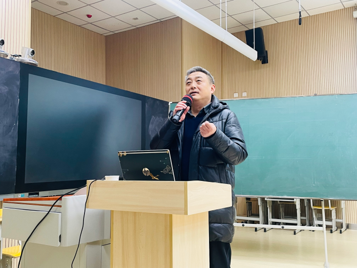 专家引领促成长 教师乐学寻突破_html_d670520.png