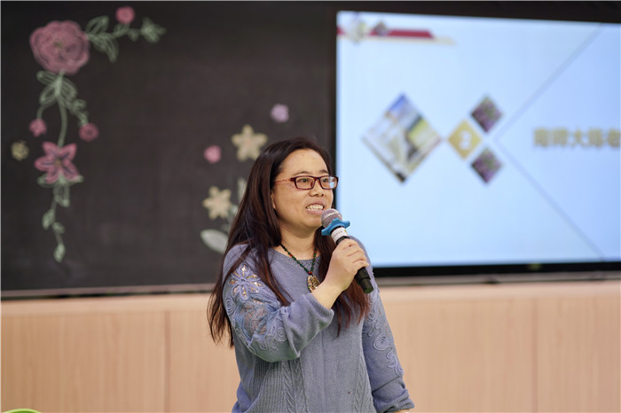 南师大带队老师.jpg