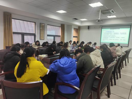 脚踏实地，追求高品质德育_html_26a63db2.jpg