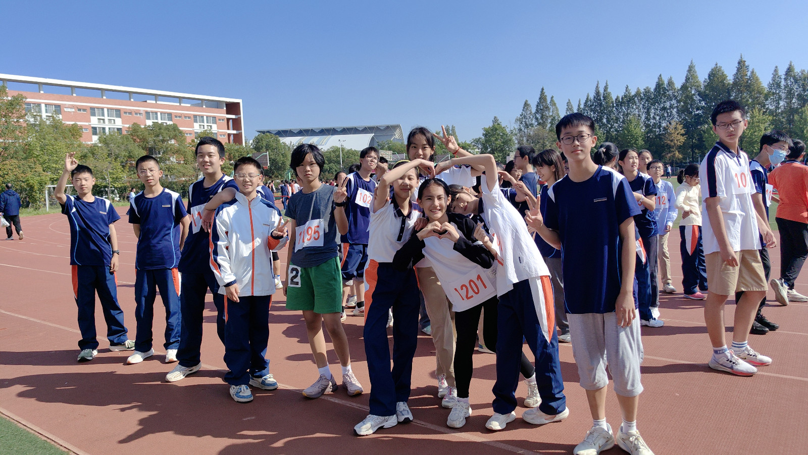 障碍跑合照.jpg