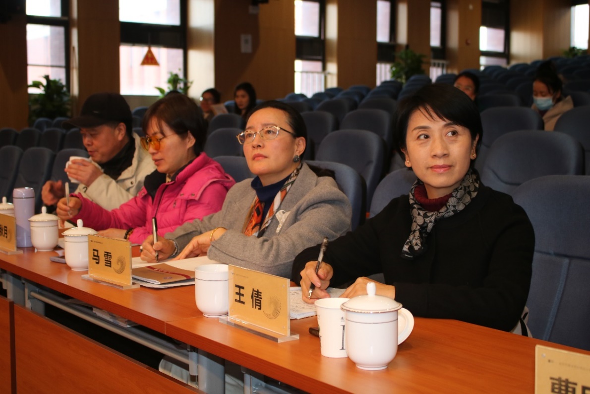 落实新课标，赋能新课堂，提升美育素养(1)_html_3ad0e7ea.jpg